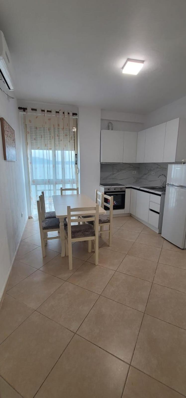 Sea View Vlora Apartment ภายนอก รูปภาพ
