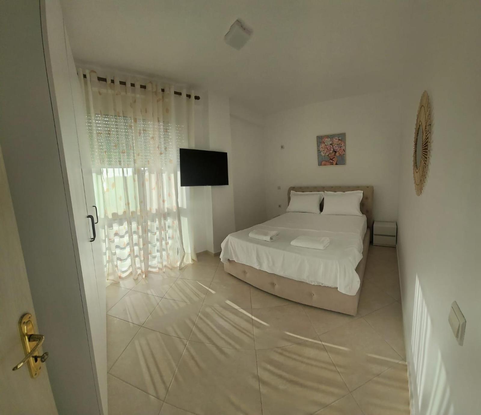 Sea View Vlora Apartment ภายนอก รูปภาพ